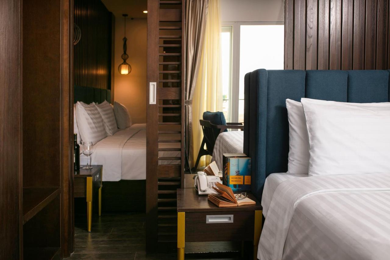 Azalea Parkview Hotel Vientiane Buitenkant foto